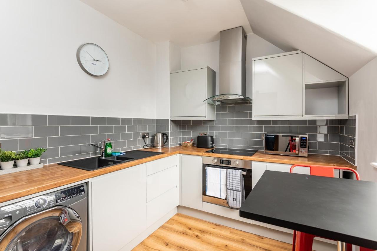 Stylish Apt With Minster Views I Pass The Keys York Exterior foto